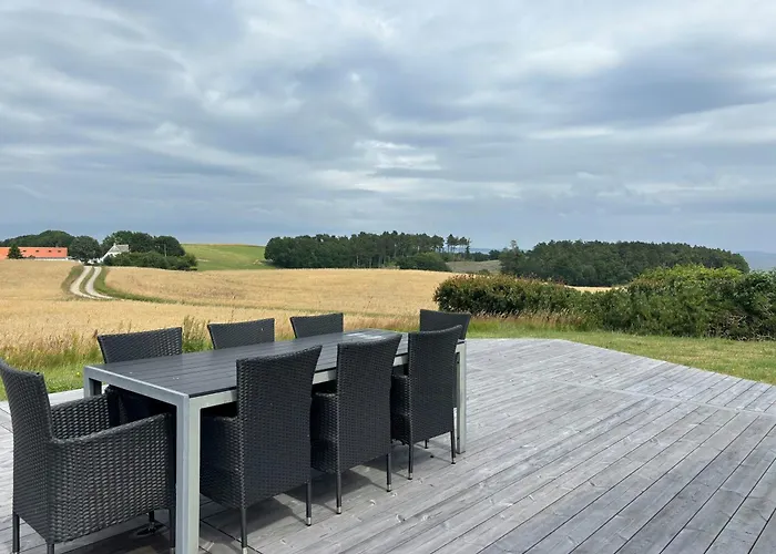 With Panoramic Views On Helgenaes Semesterbostad *